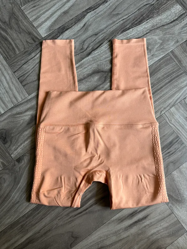 Alphalete Women’s Halo Legging- Cheeky coral , Size Large - Image 5