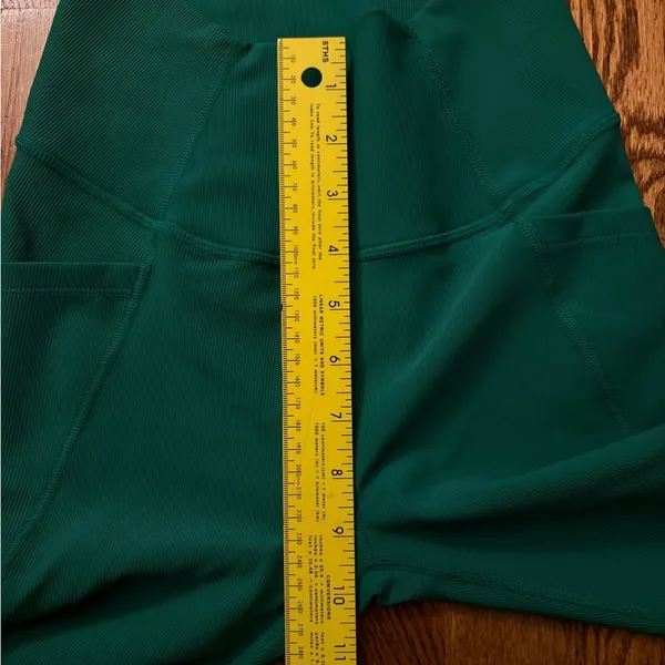 Wilo the Label Green Ribbed High Rise 7/8 Leggings - Image 8