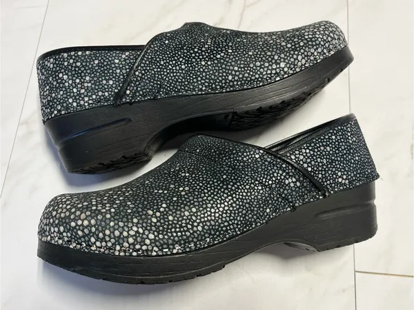 Sanita The Original Danish Clog Black Pebble Print EU 39 7.5- 8 US - Image 7