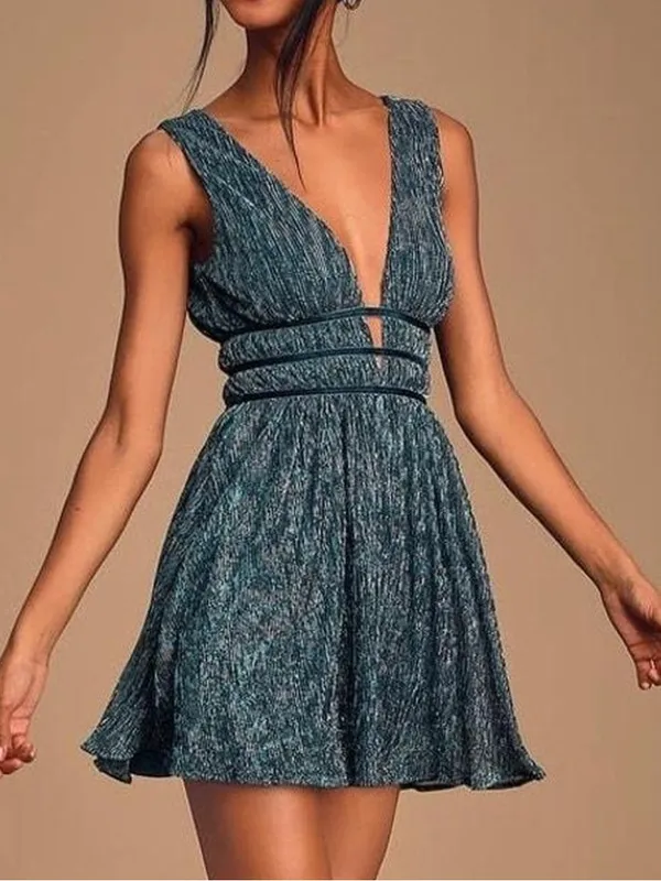 Lulus NWT Smokeshow Teal Metallic Deep V Sleeveless Skater Mini Dress Size XS - Image 2