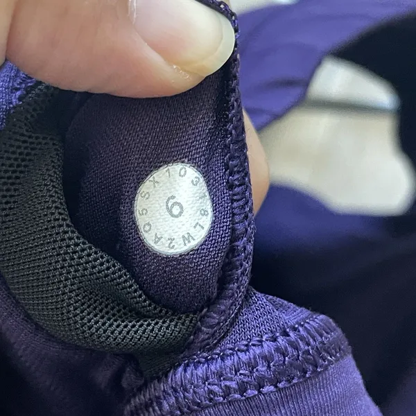 Lululemon Sports Bra time to sweat racerback womens Purple (size 6) workout gym - Image 3