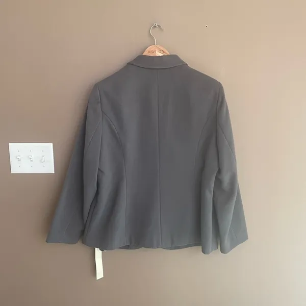 NWT Capsule Waredrobe Staple One Button Blazer in Grey‎ Size 14 Gray - Image 4