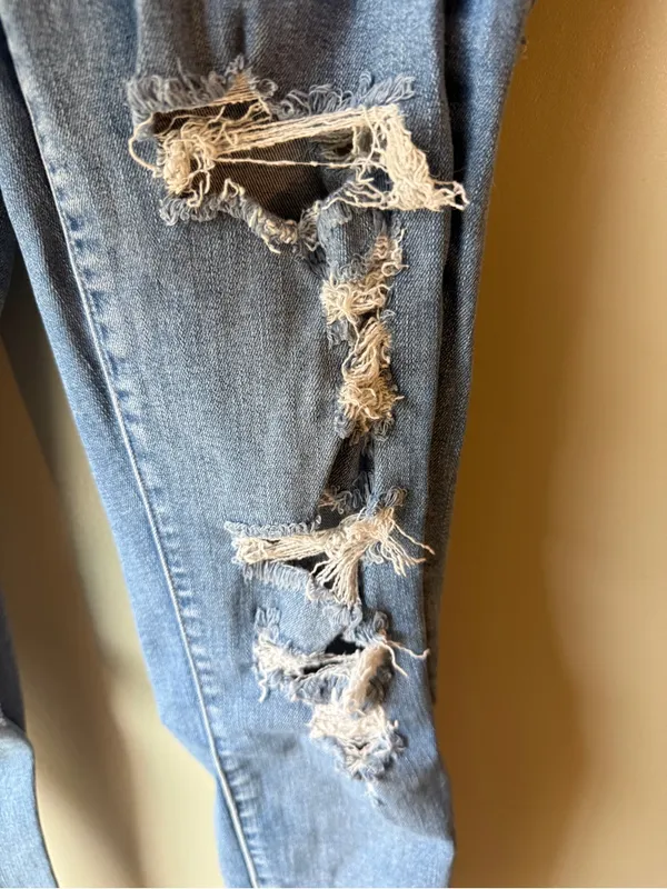 American Eagle Women’s Next Level Stretch Hi-Rise Jegging Distressed Jeans - Image 5