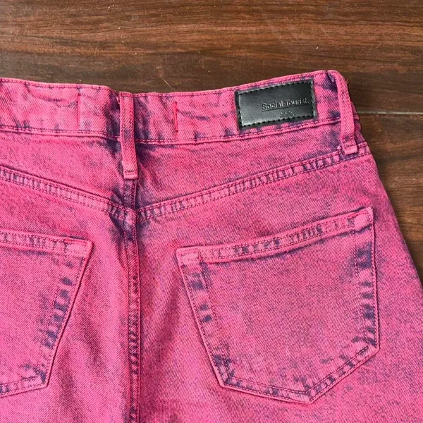 Social Tourist Hollister Red Denim Pants - Image 4