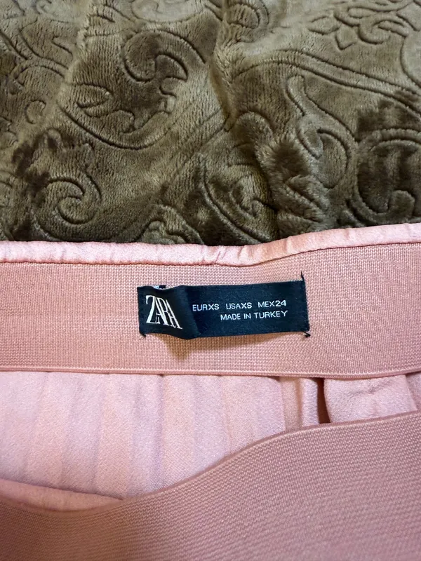 Zara Pink Midi Skirt - Image 4