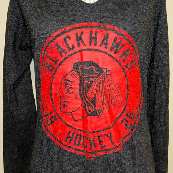 5/$30 🎈 NHL women’s medium ribbed Chicago Blackhawks shirt‎ - Image 2