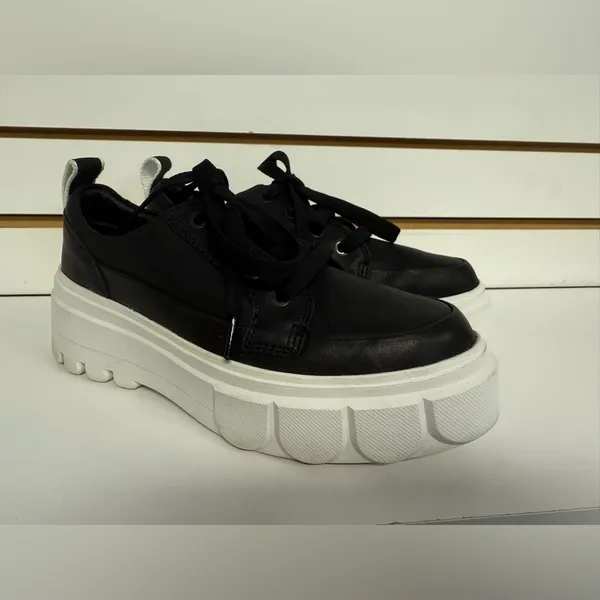 Sorel Caribou X Waterproof Chunky Platform Sneaker Size 9 Black & White Leather - Image 2