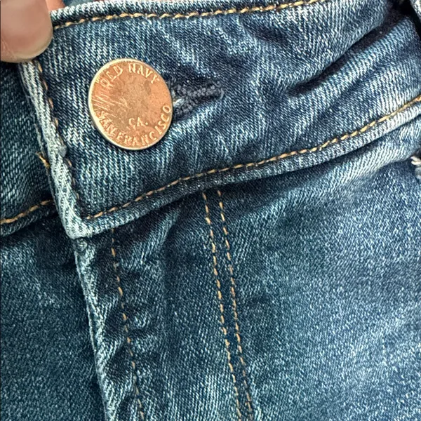 Old Navy Rockstar Mid Rise Skinny‎ Jeans, Size 8 - Image 9