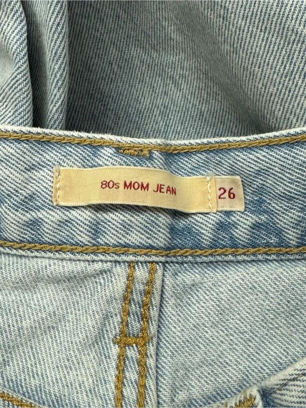 Levi's 80's Mom Jean Light Indigo Stone Wash Jeans Women’s 26 - Image 5