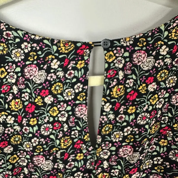 Ann Taylor Loft Ditsy Dark Floral Black Long Balloon Sleeve Romper Size Medium - Image 7