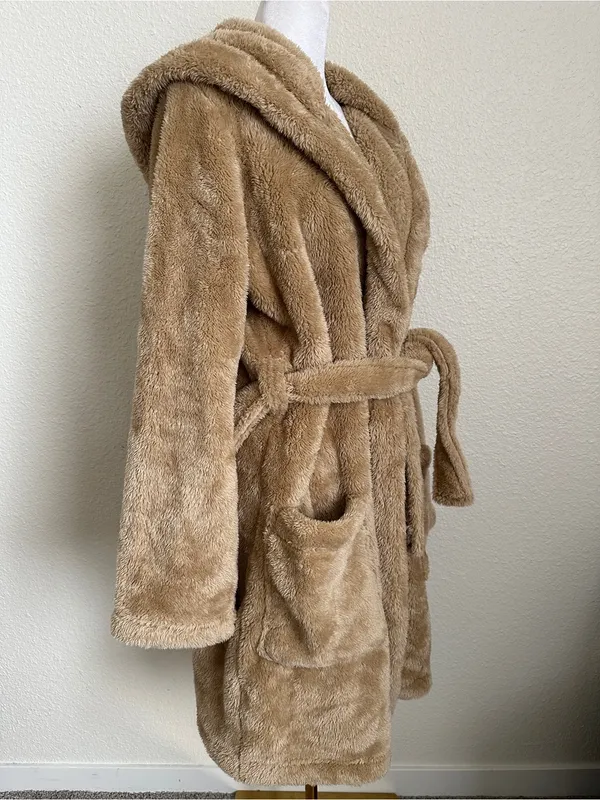 UGG Aarti Hooded Teddy Sherpa Fleece Robe in San Camel Beige NWT Sz. M - Image 9