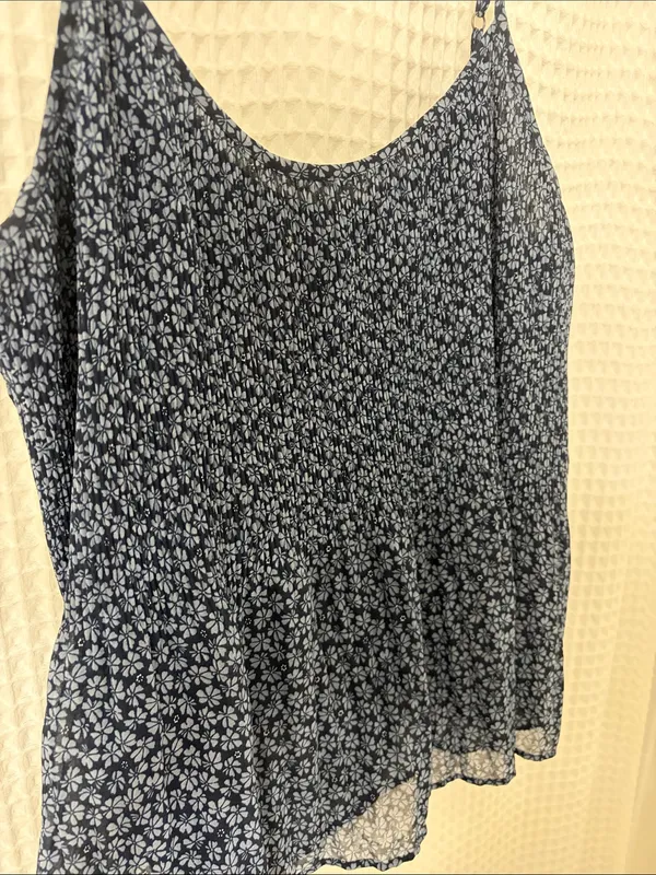 Abercrombie & Fitch Chiffon Pleated Floral Camisole Top - Image 5