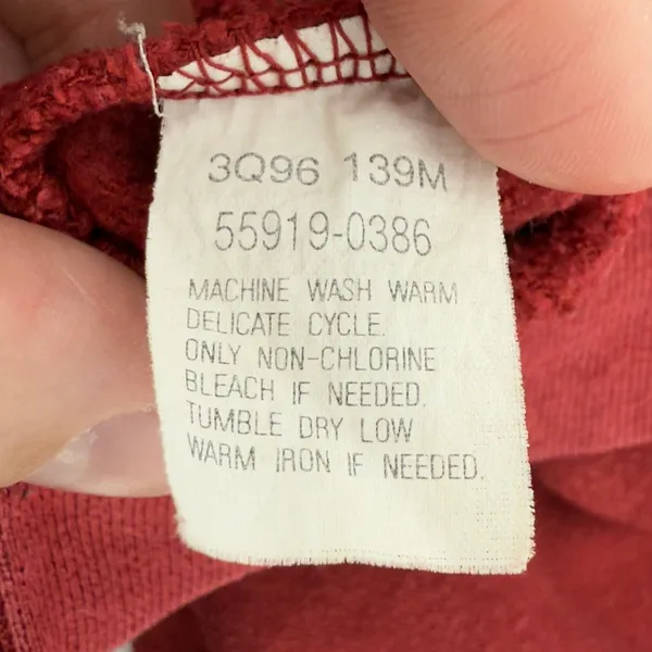 Vintage Levi's‎ Cropped Crew Neck Sweatshirt Red Women L Made in Saipan USA Logo - Image 7