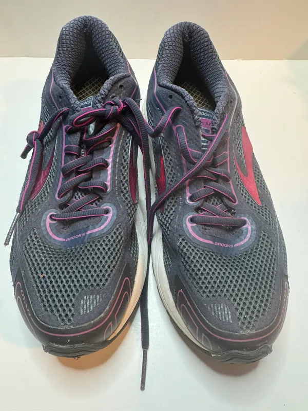 Dyad 9 Size 9.5 - Image 2