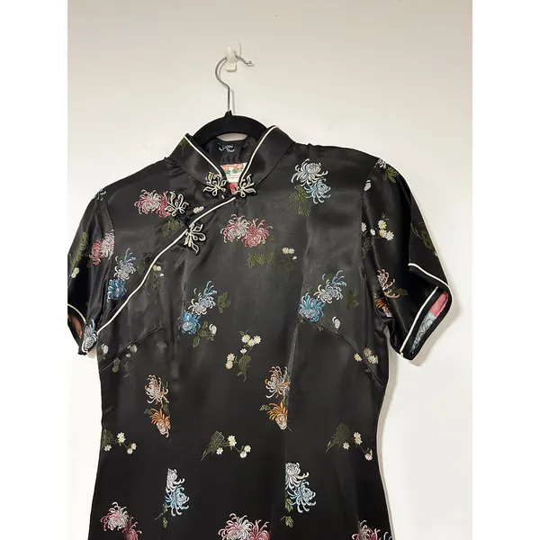 Vintage High Class Garments Black Satin Floral Brocade Cheongsam Qipao Dress 34 - Image 2