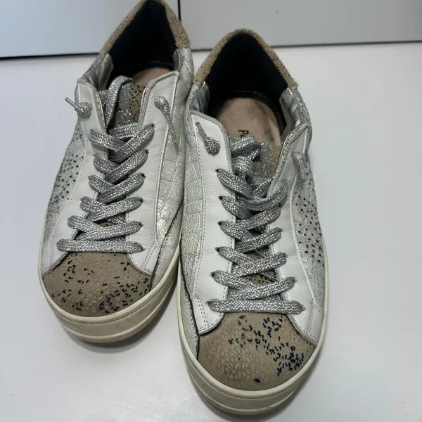 P448 John Sneakers Womens 38 8 Silver Metallic Leopard Print Iridescent Italian - Image 5