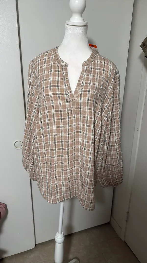 Felina Women Blouse - Image 4