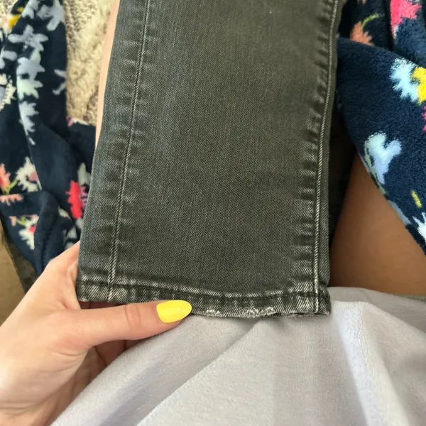 Black American Eagle Jeans - Image 6