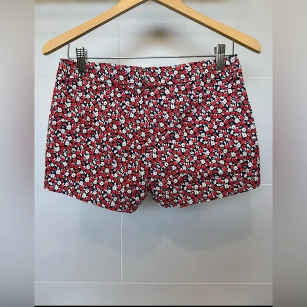 H&M L.O.G.G. Floral Print Shorts | Size 4‎ - Image 3