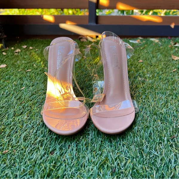 NWOT Cape Robbin Maria-2 Clear Nude Chunky Block High Heels Open Toes, Size 6 - Image 3