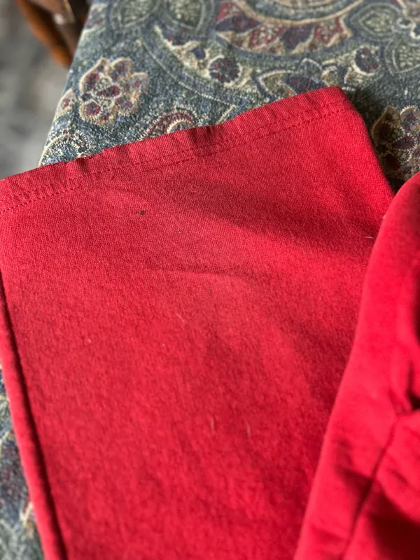 Gildan red sweatpants - Image 7