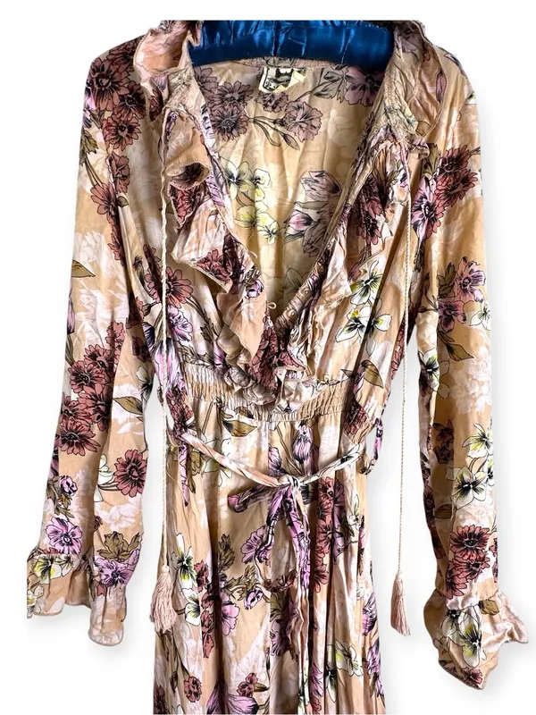 Revolve Jaase Chantal Boho Floral Ruffle Romantic Maxi Dress Peach Pink Handcrafted M - Image 7
