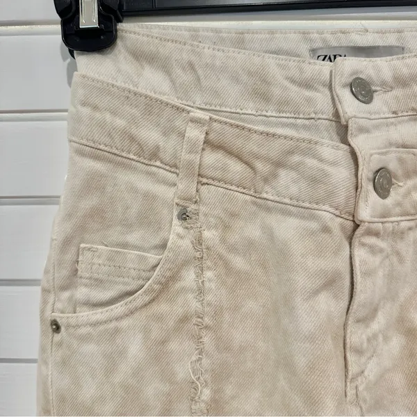 Zara High Rise Double Waist Beige Jeans Sz 0 Straight Leg Animal Print Splotchy - Image 3