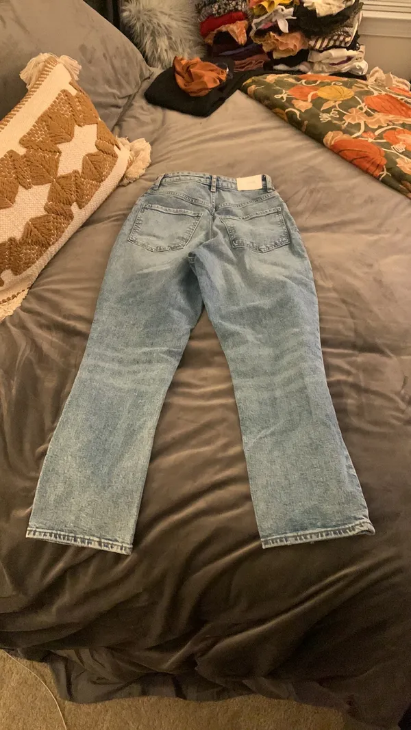 Express Light Wash Jeans - Image 2