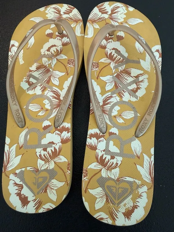 Roxy Women's Flip Flop Sandal Melon III Style Mustard Floral Gold Lettering - Image 2