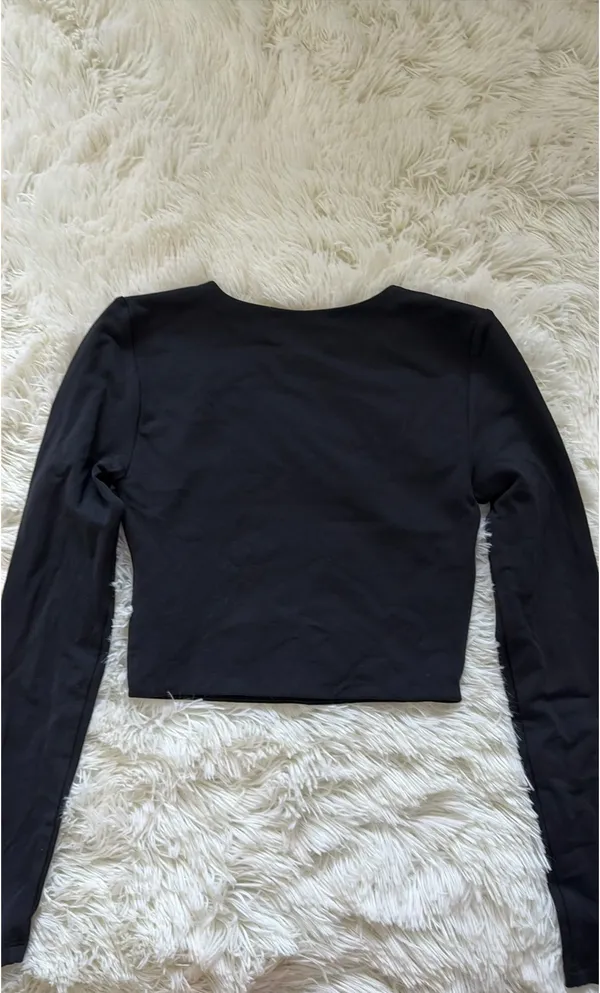 Aritzia Babaton Contour Long Sleeve - Image 2