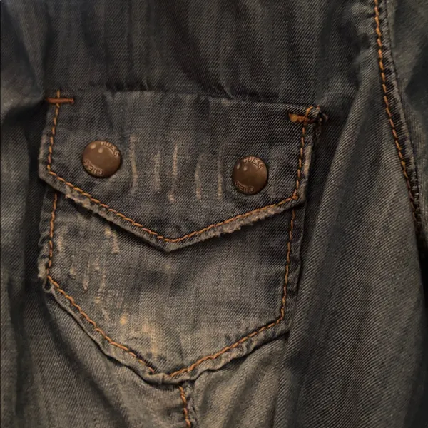 Guess Lexi denim shirt distressed look J - Image 12