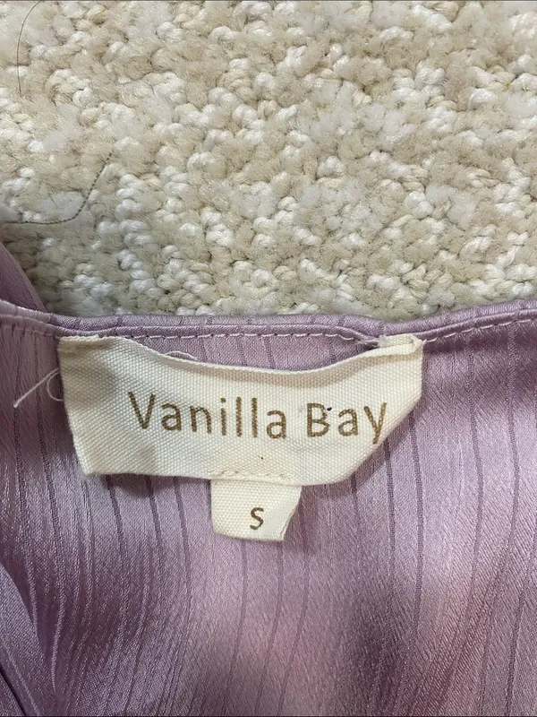 Vanilla Bay maternity long lilac V-neck pleated dress, size S - Image 8