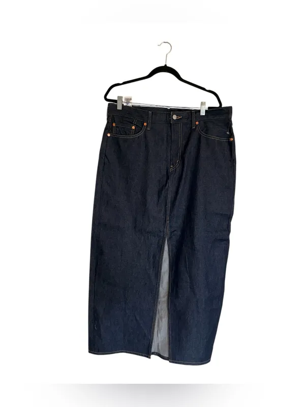 Levi's NWT High-Waist Dark Blue Denim Exposed Maxi Skirt SZ-32 pockets - Image 3