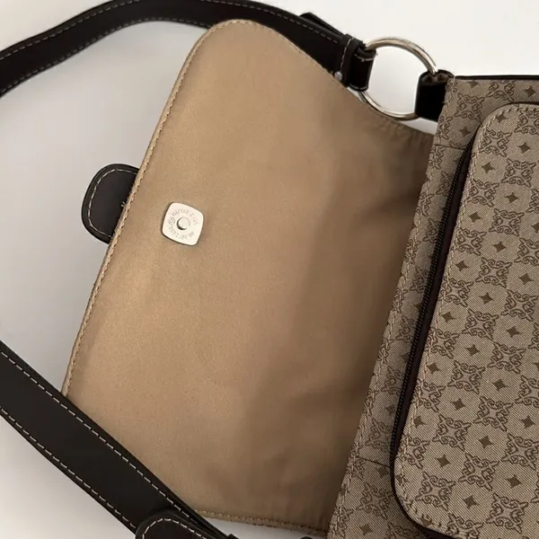 Liz Claiborne Villager Tan purse NWOT - Image 3