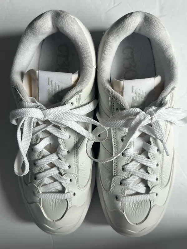 New Balance CT302 white size 8 women’s - Image 8