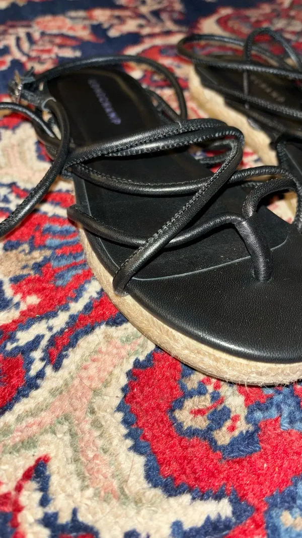 Longchamp black ankle sandals - Image 2