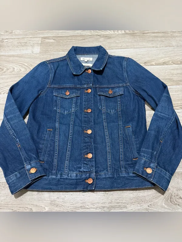 Madewell Women’s Classic Blue Denim Jacket Size Medium - Image 4