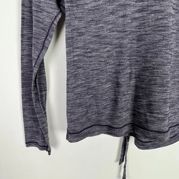 Lululemon Laced With Intent Long Sleeve Heathered Black Grape Size 2 EUC L2152 - Image 5