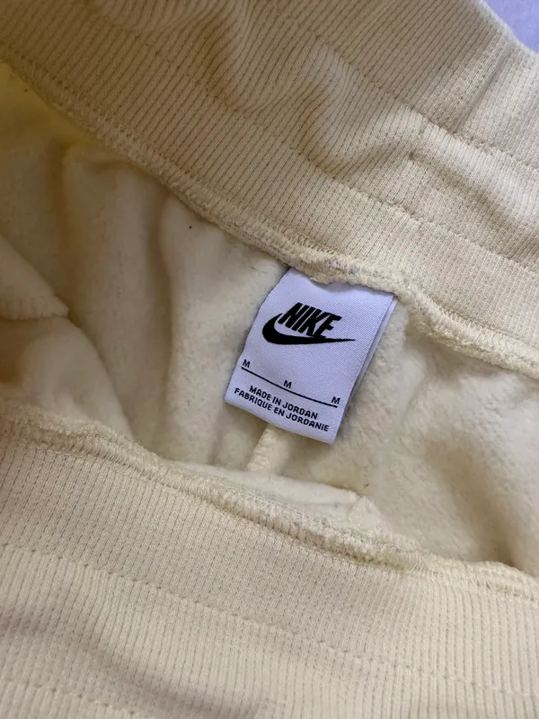 Nike Sportswear Phoenix Fleece High Waisted Shorts - Image 5