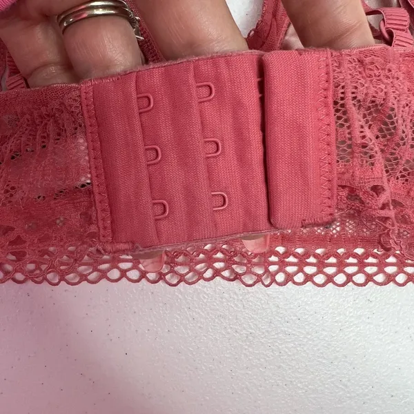 Victoria's Secret Bralette Sz L Bra Unlined Lace Detail Wireless Pink Adjustable - Image 8