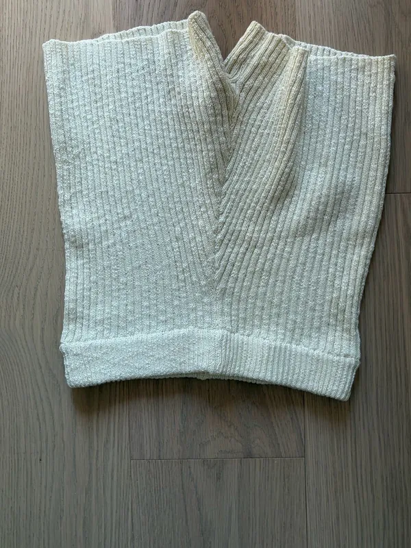Uaneo 2 Piece Outfit Summer Knit Sweater Set Sleeveless Tunic top and short - Image 3