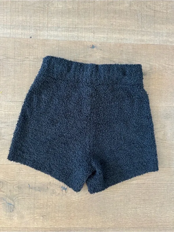 skims black fuzzy soft comfy casual shorts - Image 4