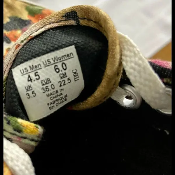 Vans Women TB9C Lace Up Low Top Canvas Floral Pattern Skate Shoe WSZ 6.0. - Image 4