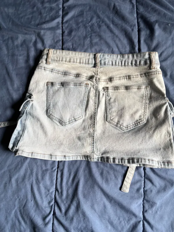 BBJ Los Angeles Denim Cargo Short Skirt Light Blue Pocket Strap Button Women's S - Image 7