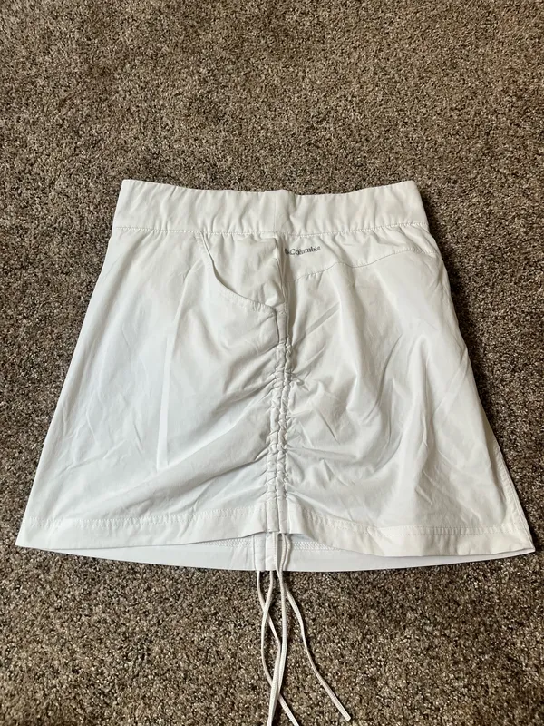 White Columbia skort  - Image 2