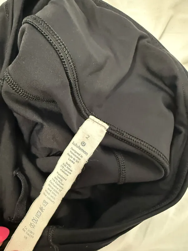 Lululemon - Image 3