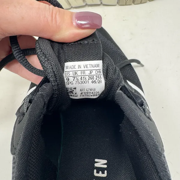 Adidas Nario Move Women’s Running Shoes Size 9 Black White GZ9050 - Image 8