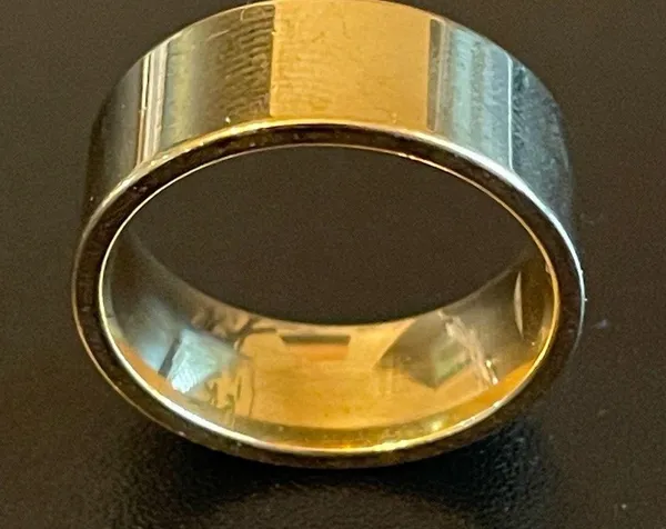 8mm gold stainless steel engagement ring size 8 - Image 2