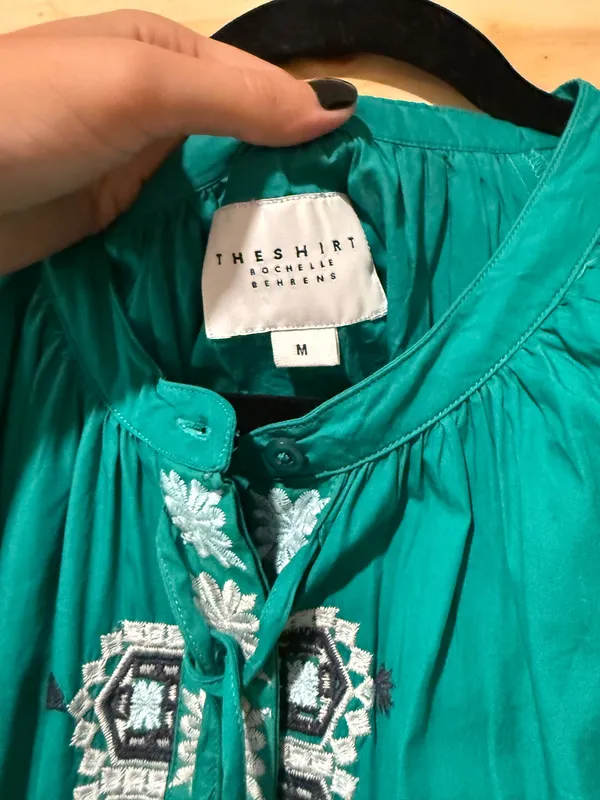 Green floral shirt Size M - Image 3