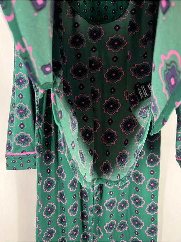 Room Service Green Floral Notch Collar 2-Piece Pajama Set Size XL - Image 6